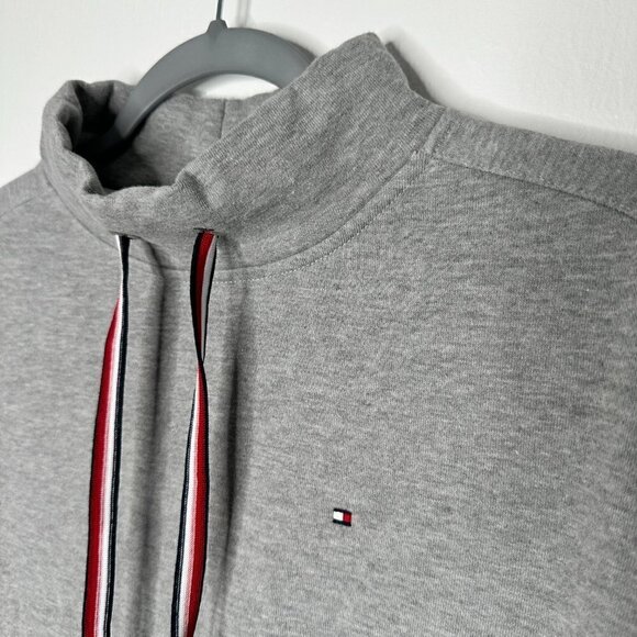 Tommy Hilfiger Gray Mock Neck Crop Sweatshirt Size S - Picture 2 of 5